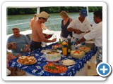 Dejeuner a bord / LUNCH ON BOARD