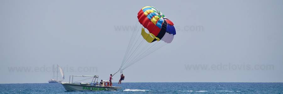 Parasailing in Mauritius